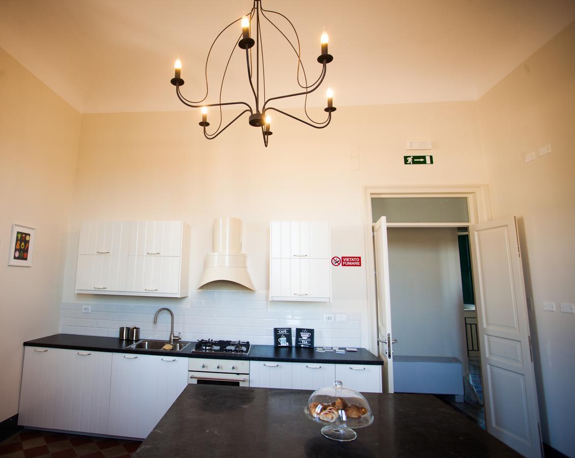 Le Stanze Del Capotreno Bed & Breakfast Bagheria Ngoại thất bức ảnh